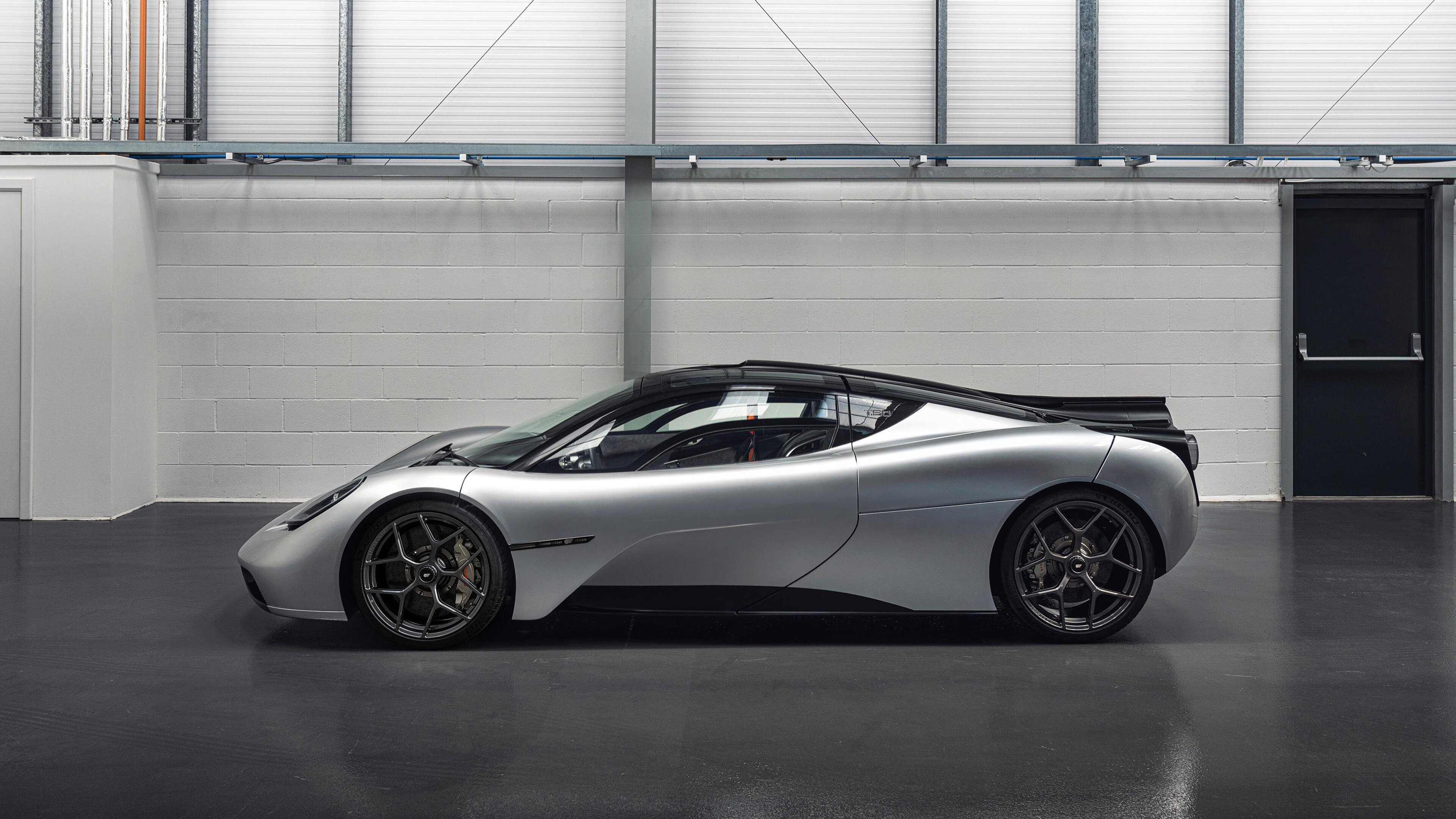 西甲冠军争夺战：高水平压制与反击的巅峰对决，西甲 争冠